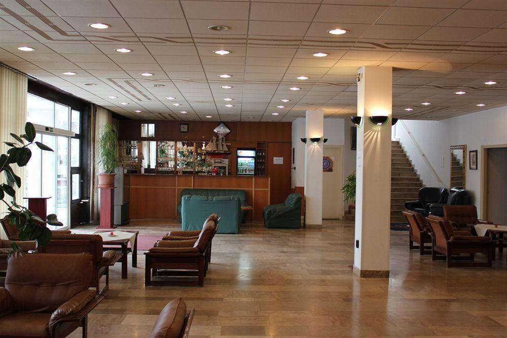 Romai Hotel Boedapest Buitenkant foto